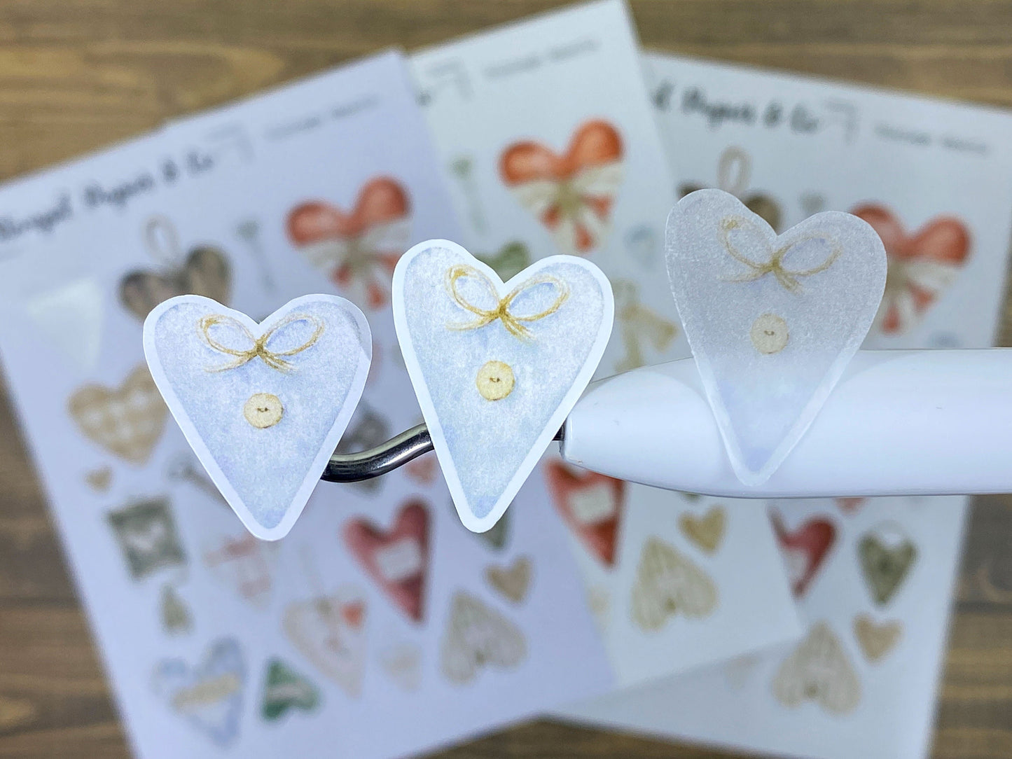 Stickerbogen mit verschiedenen Herzen, Schlössern und Schlüsseln im Vintagestil | Sticker für Bullet Journal, Planer und Kalender | Aquarell