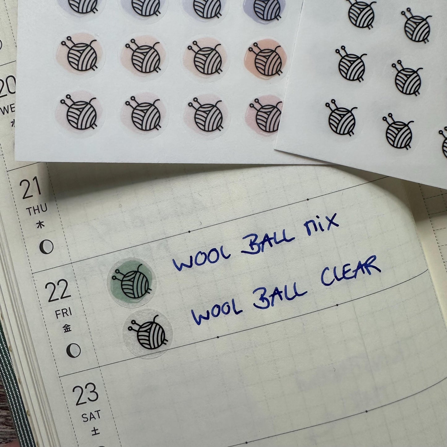 Stickerbogen Nähen, Nähmaschine, einzeln ablösbare kreisrunde Sticker in transparent matt für Bullet Journal, Planer und Kalender