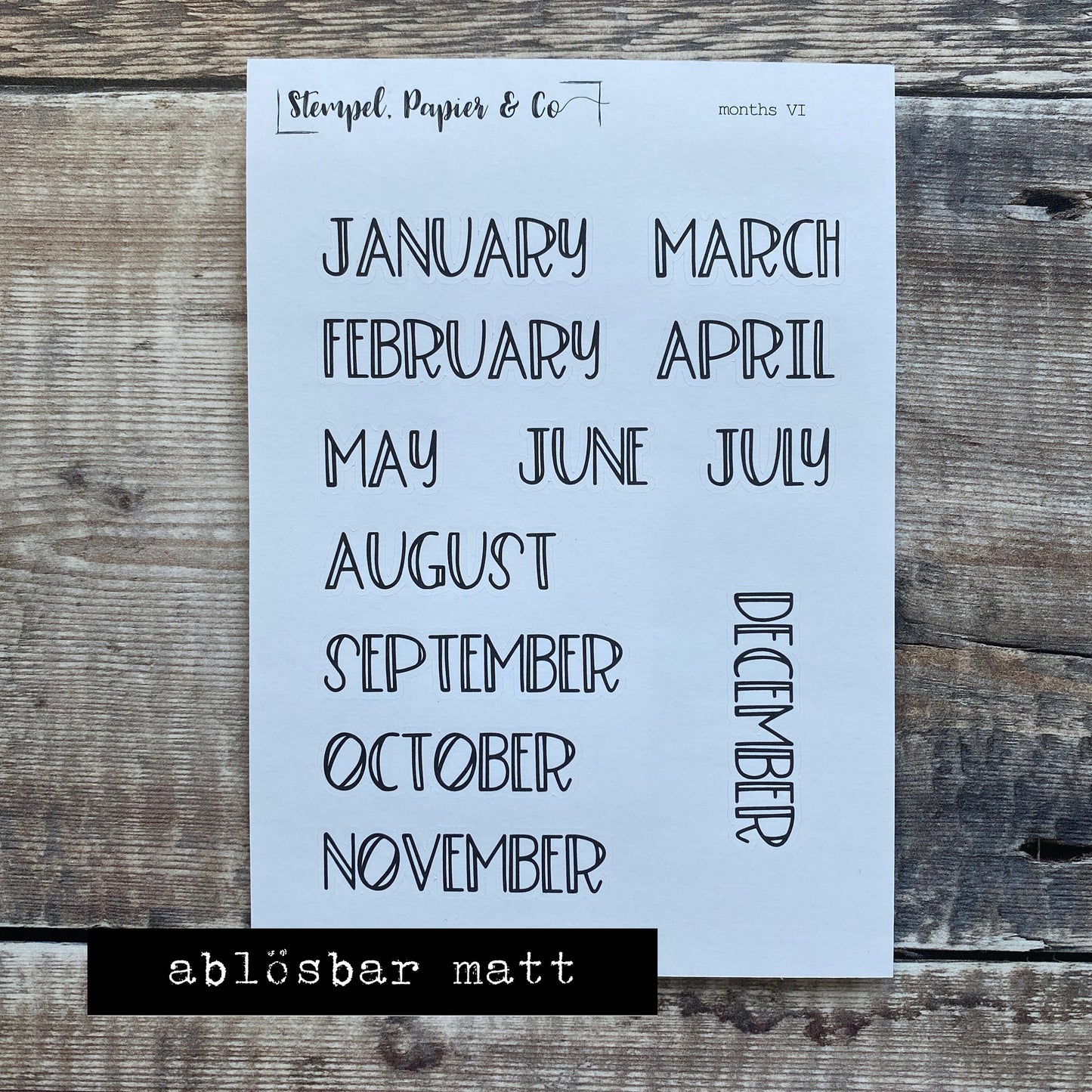 Stickerbogen Monate Januar bis Dezember in englisch, einzeln ablösbare Sticker in der Schriftart VI für Bullet Journal, Planer und Kalender