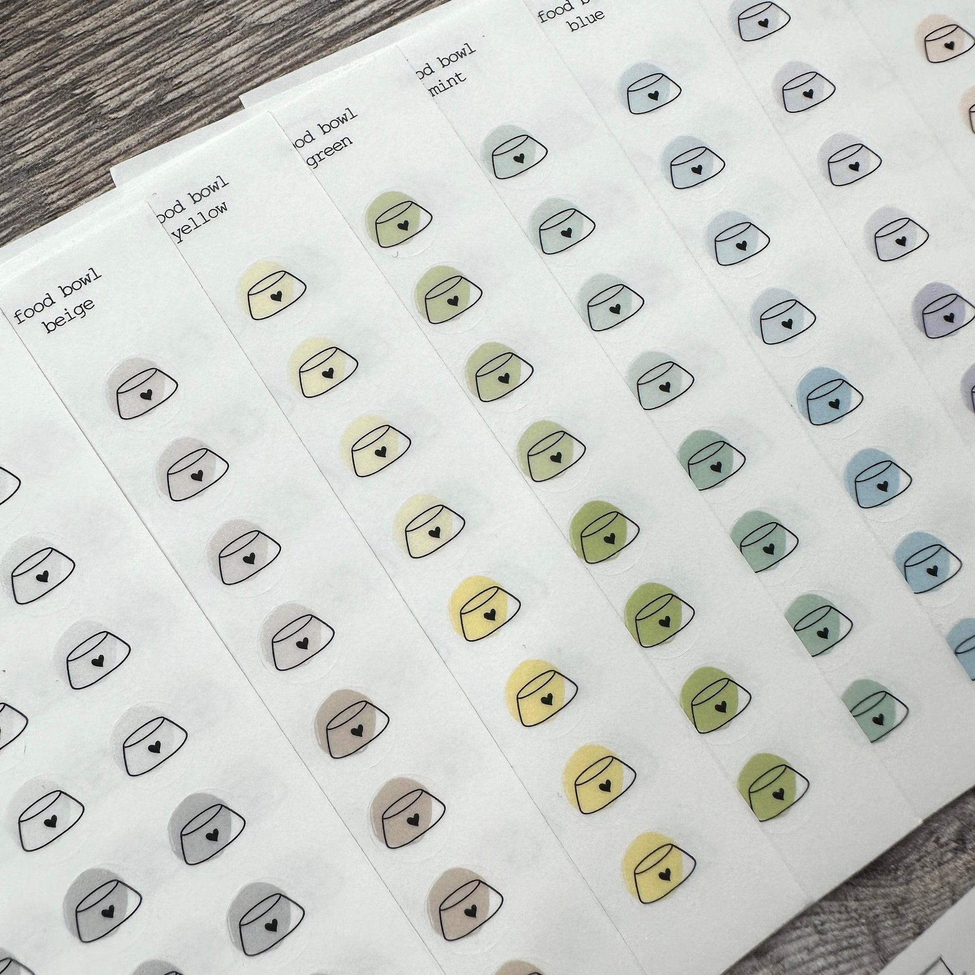 Stickerbogen Tiernapf für Katzen, Hunden ua. | kreisrunde Sticker transparent matt | Sticker für Bullet Journal, Planer und Kalender